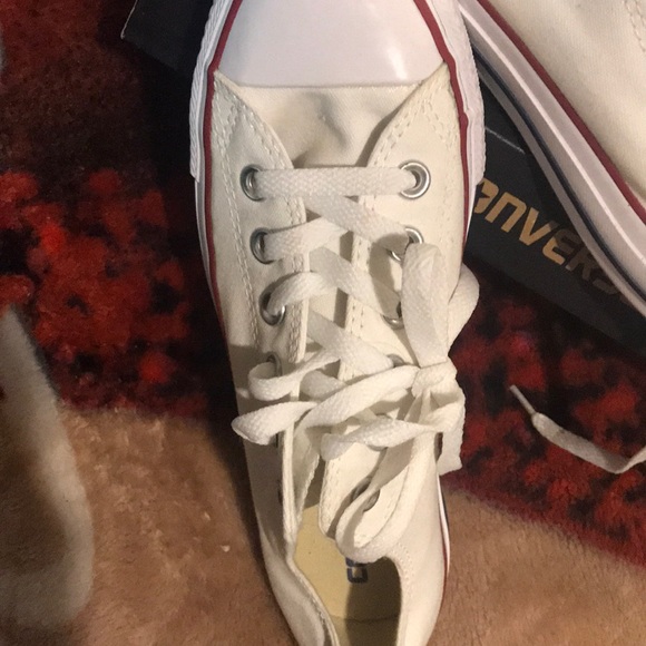 Converse - Picture 3 of 7